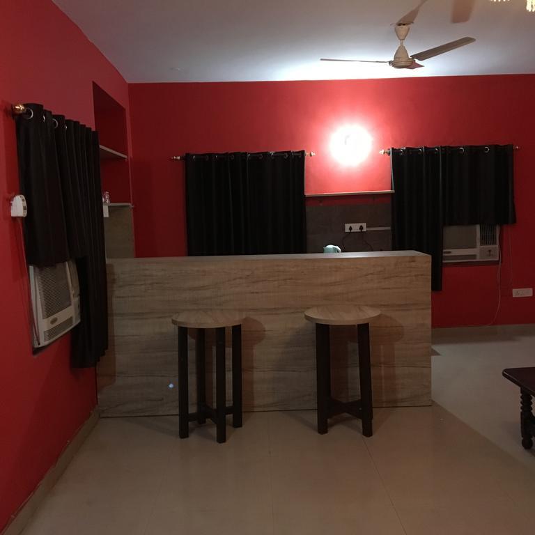 Mykonos Guest House And Spa New Delhi Exteriör bild