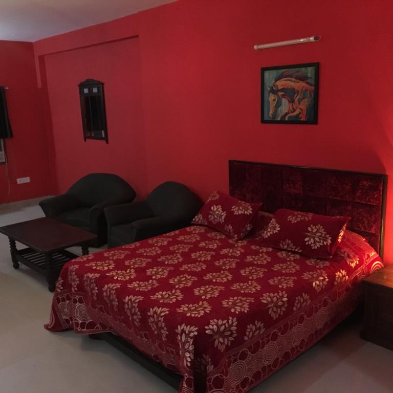 Mykonos Guest House And Spa New Delhi Exteriör bild